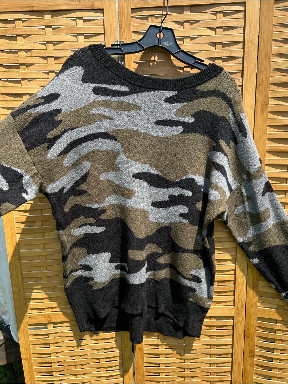 Como Vintage Women's Camo Crewneck Sweater - Black, Gray, Brown
